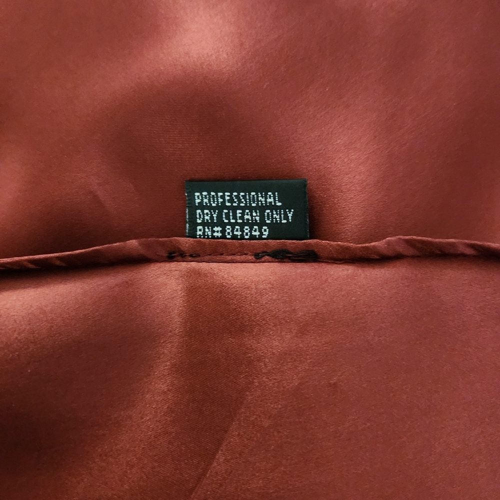 Carmen Marc Valvo Signature Deep Red Silk Cocktail Dress - Picture 12 of 12